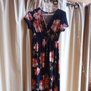 Maternity dress medium